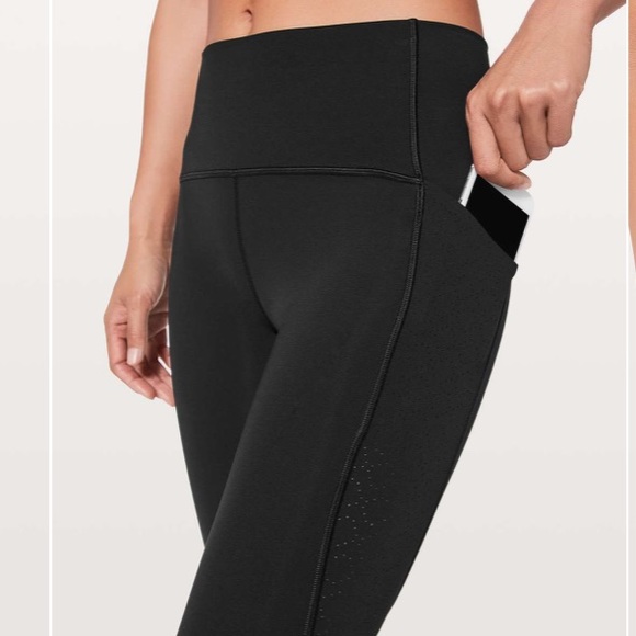 lululemon athletica Pants - LULULEMON Breezy Dot Tight 25"